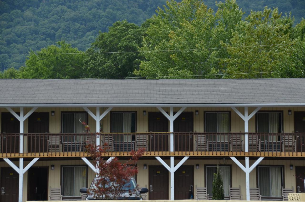 Travelowes Motel - Maggie Valley Zewnętrze zdjęcie