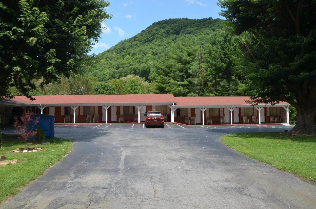 Travelowes Motel - Maggie Valley Zewnętrze zdjęcie