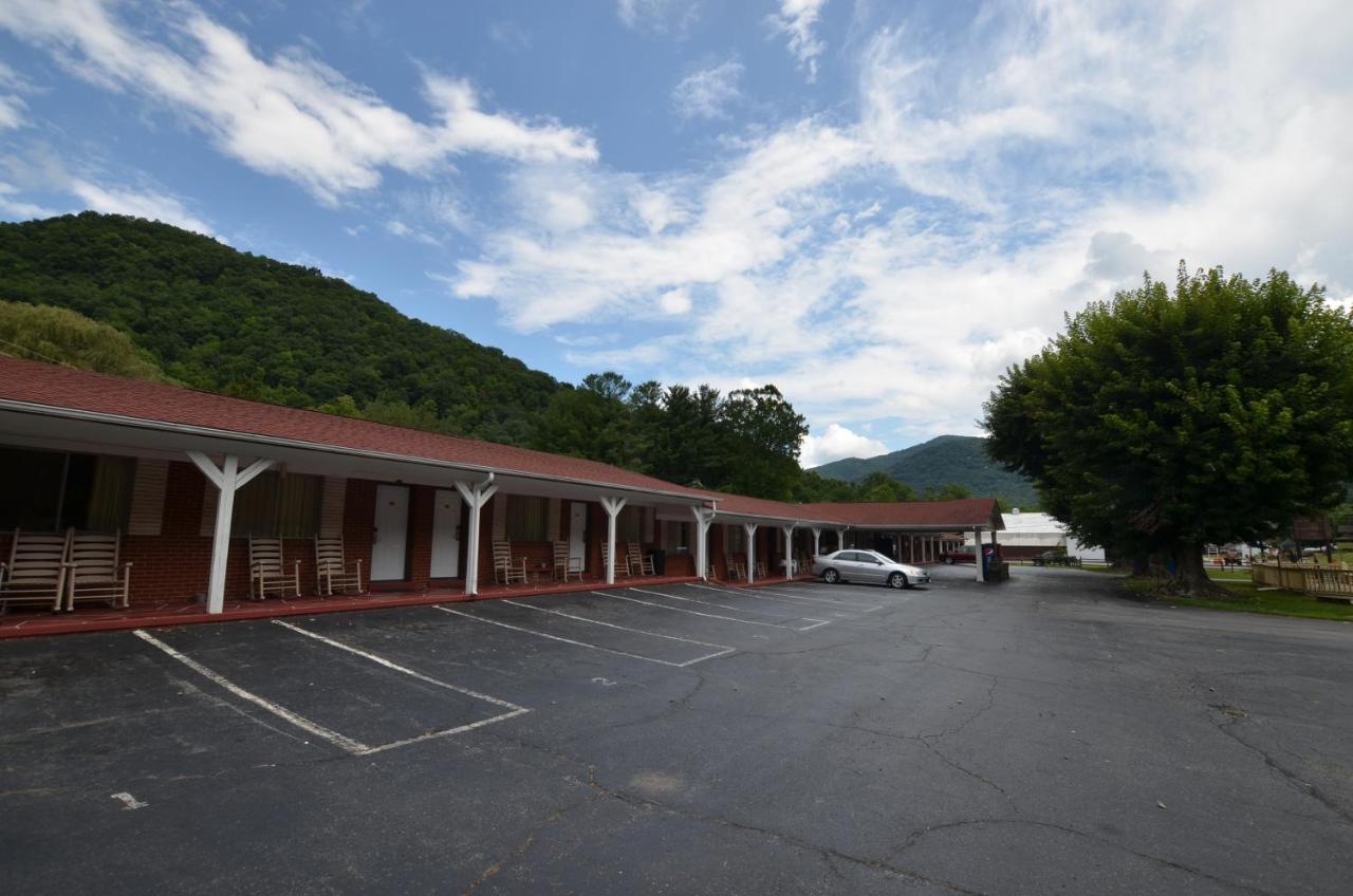 Travelowes Motel - Maggie Valley Zewnętrze zdjęcie